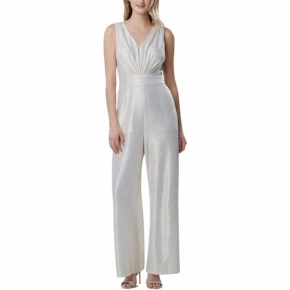 Tahari ASL Women's Sleeveless Jumpsuit - Picture 1 of 3